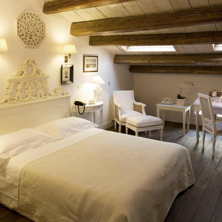 ラヴェンナ M クラブ デ ラックス B＆B Bed & Breakfast 部屋 写真