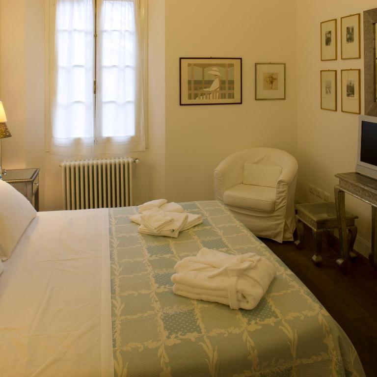 ラヴェンナ M クラブ デ ラックス B＆B Bed & Breakfast 部屋 写真