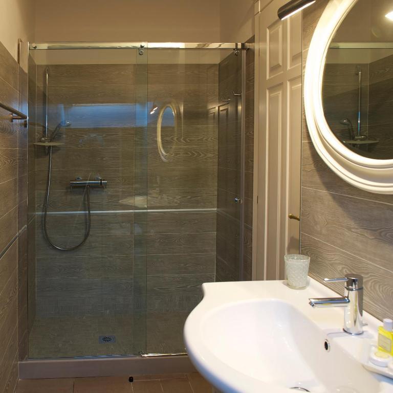 ラヴェンナ M クラブ デ ラックス B＆B Bed & Breakfast 部屋 写真