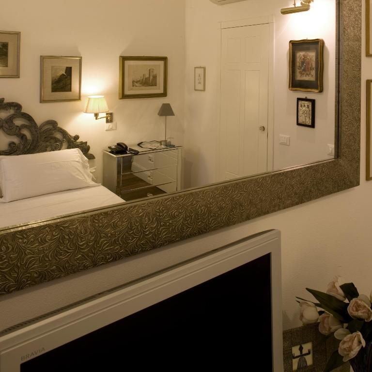 ラヴェンナ M クラブ デ ラックス B＆B Bed & Breakfast 部屋 写真